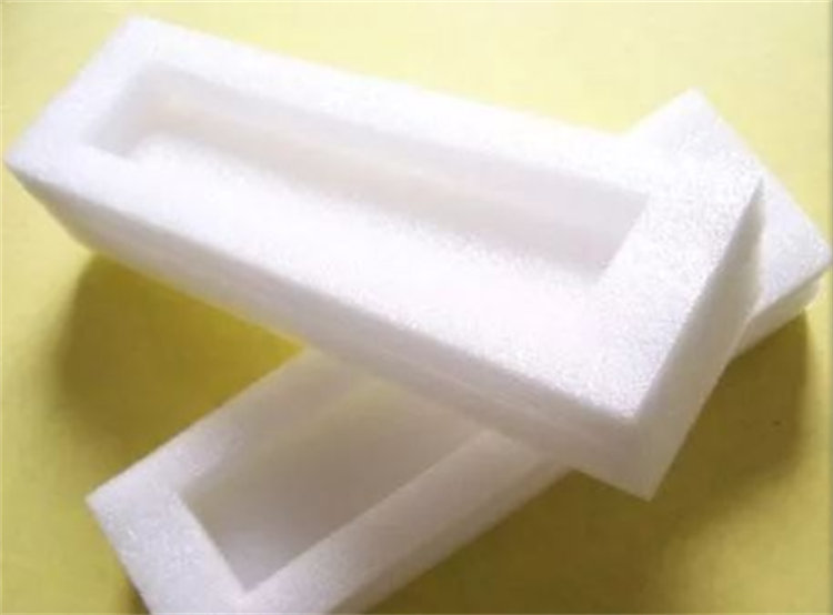 甲盾(dun)材料向你講(jiǎng)解西安珍珠(zhu)棉的特點與(yu)作用有哪些(xiē)？